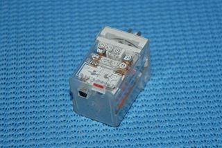 Picture of PR55BL NOW MT226230  8 PIN RELAY W/OUT BASE 240V