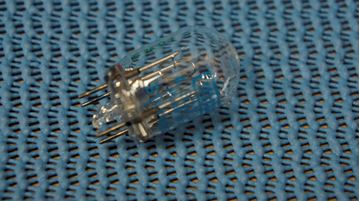 Picture of 450240650 UV BULB FOR QRA2M/10M (4033007)