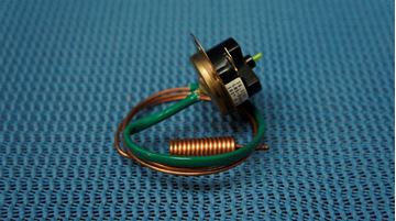 Picture of 004038 LIMIT T/STAT LM5P8063 (SS3&4)
