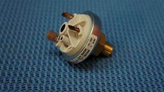 Picture of 075176  WATER PRESSURE SWITCH