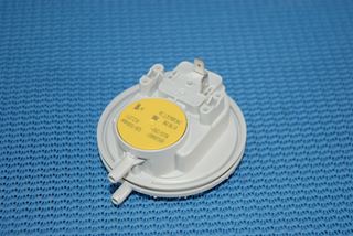 Picture of 87161424060 AIR PRESS SWITCH