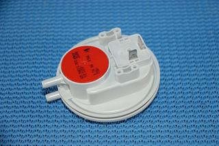 Picture of 87161461590 AIR PRESSURE SWITCH