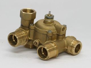 Picture of 3208 DIST MANIFOLD
