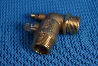 Picture of 240806 VALVE ANGLED 3/4