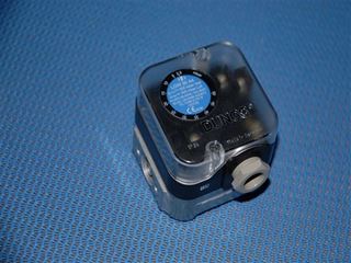 Picture of LGW50A4 PRESSURE SWITCH