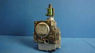 Picture of VR4902M2037 GAS VALVE