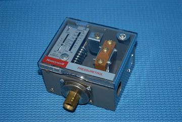 Picture of L404F1227/U PR.SWITCH 10-150psi