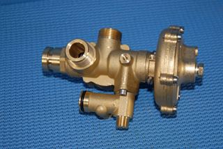 Picture of 6.5646210 3 PORT D/VALVE ASSY COMP (NLA)