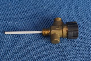 Picture of 430132 TEMP/PRES VALVE