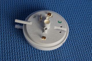 Picture of 642216 AIR PRESSURE SWITCH