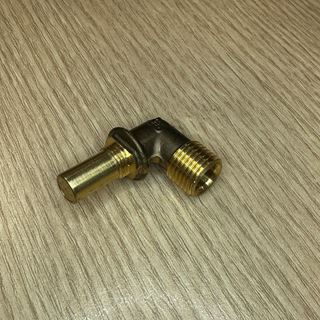 Picture of 5108138 INJECTOR
