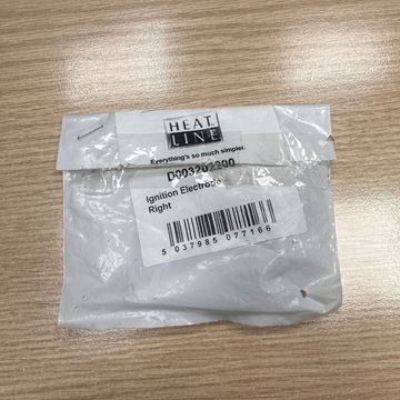 Picture of D003202200 IGNITION ELECTRODE - RIGHT